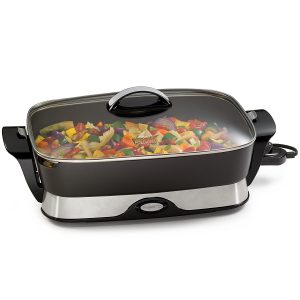 Presto Foldaway 16" Electric Skillet With Cooked Food